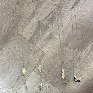 Elegant Gold and Silver Pendant Necklace Set